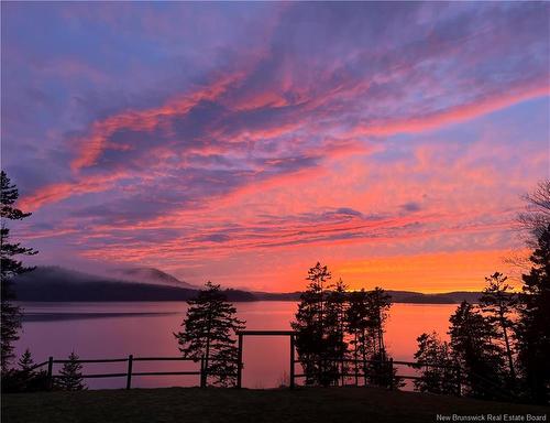 61 Bluff Rd, Utopia, NB 