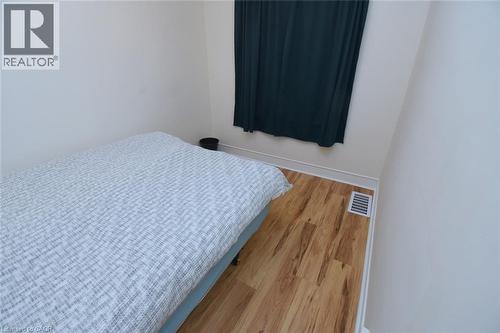 60 Maclennan Avenue, Hamilton, ON - Indoor Photo Showing Bedroom