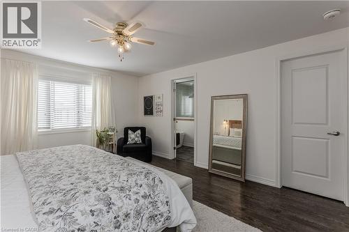 36 Heming Trail, Ancaster, ON - Indoor Photo Showing Bedroom