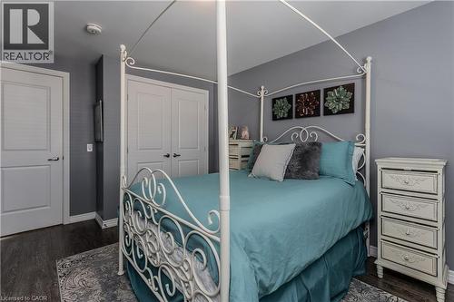 36 Heming Trail, Ancaster, ON - Indoor Photo Showing Bedroom