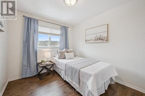 54 Madeleine Street, Kitchener, ON - Indoor Photo Showing Bedroom