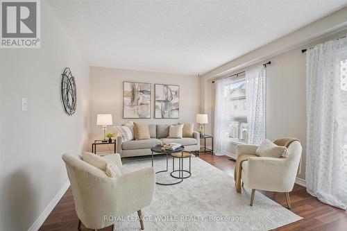 54 Madeleine Street, Kitchener, ON - Indoor Photo Showing Living Room