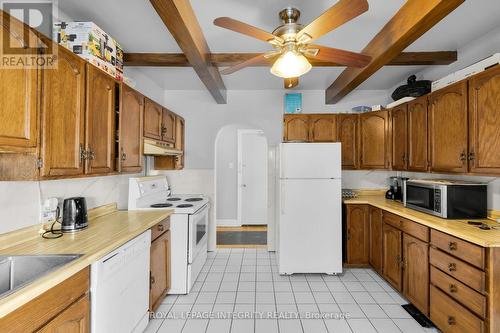 Main Floor Unit - Kitchen - 154 Columbus Avenue, Ottawa, ON - Indoor Photo Showing Kitchen
