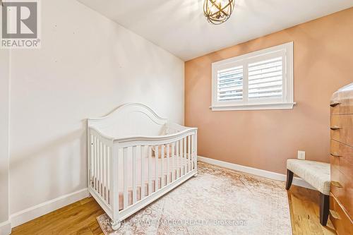 103 Empress Avenue, Hamilton, ON - Indoor Photo Showing Bedroom