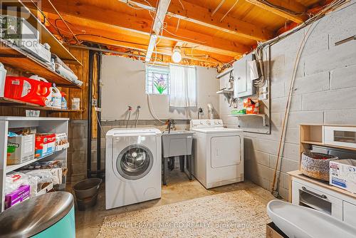 103 Empress Avenue, Hamilton, ON - Indoor Photo Showing Laundry Room