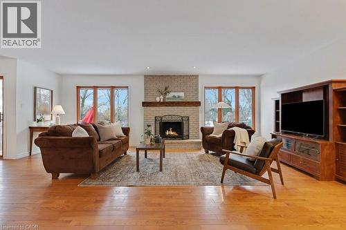 26 Esther Avenue, Cambridge, ON - Indoor Photo Showing Living Room With Fireplace