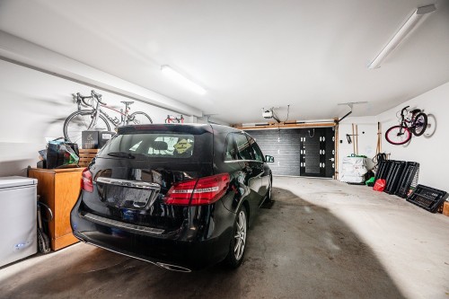Garage - 5591 Rue Beaubien E., Montréal (Rosemont/La Petite-Patrie), QC - Indoor Photo Showing Garage