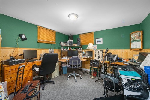 Chambre à coucher - 4 Av. Edgewood, Bristol, QC - Indoor Photo Showing Office