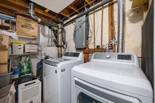 Salle de lavage - 4 Av. Edgewood, Bristol, QC - Indoor Photo Showing Laundry Room