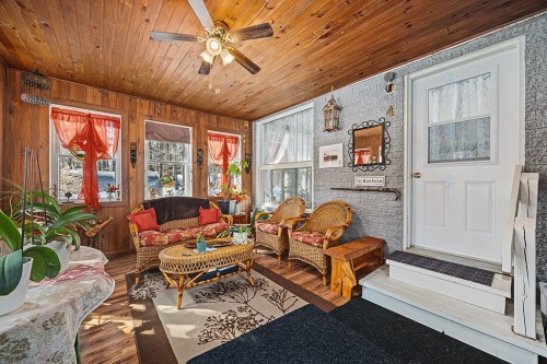 Solarium/Verrière - 4 Av. Edgewood, Bristol, QC - 