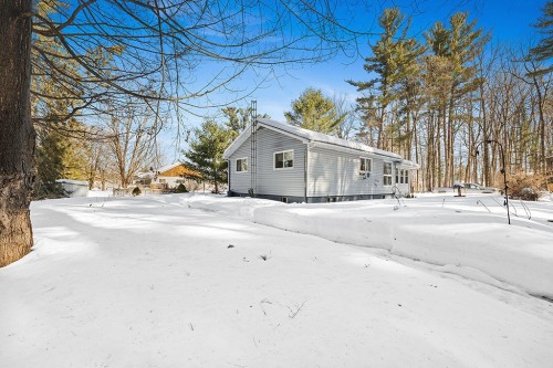 Cour - 4 Av. Edgewood, Bristol, QC - Outdoor