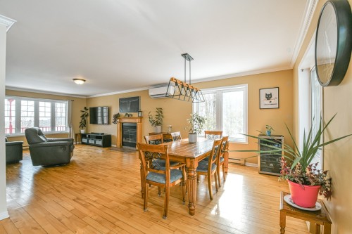 Salle à manger - 1751 Rue Philippe, Prévost, QC - Indoor Photo Showing Other Room With Fireplace
