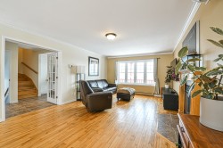 Salon - 
