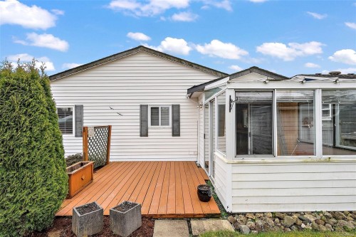 2154 Jahn Pl, Sidney, BC 