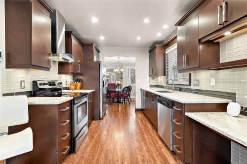 2154 Jahn Pl, Sidney, BC 