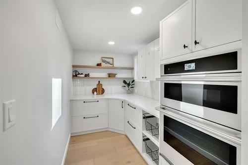 30 Aldershot Blvd, Winnipeg, MB 