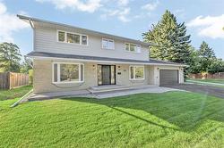 30 Aldershot BLVD  Winnipeg, MB R3P 0C8