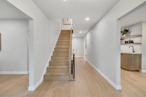 30 Aldershot Blvd, Winnipeg, MB 