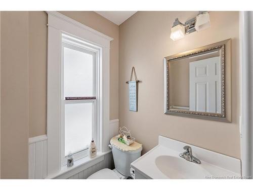 15 Queen E St, Saint Stephen, NB 