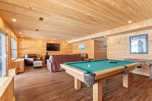 Salle de jeux - 184 Ch. Flood, Litchfield, QC - Indoor Photo Showing Other Room