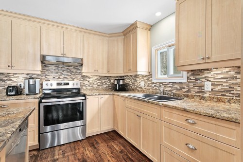 Cuisine - 184 Ch. Flood, Litchfield, QC - Indoor Photo Showing Kitchen With Double Sink