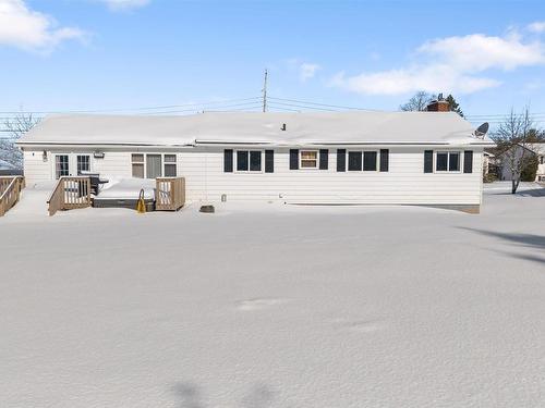 8 Smith Avenue, Springhill, NS 