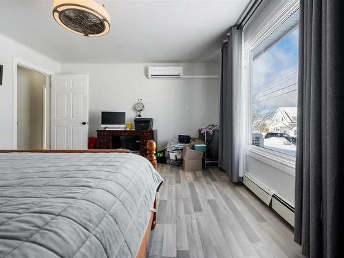 8 Smith Avenue, Springhill, NS 