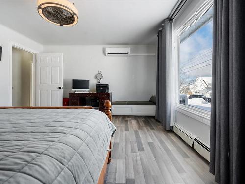 8 Smith Avenue, Springhill, NS 