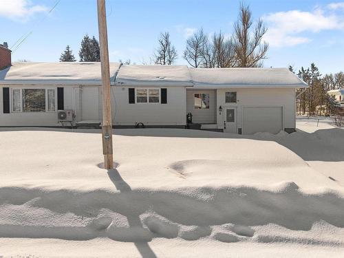 8 Smith Avenue, Springhill, NS 