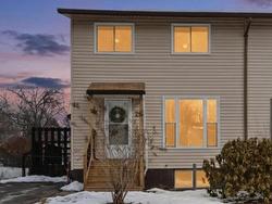 29 Lynnville Drive  Lower Sackville, NS B4C 2H7