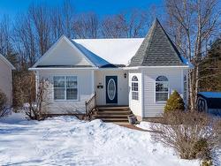 40 Douglas Street  New Minas, NS B4N 5P6