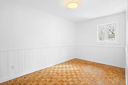 Chambre à coucher - 104 Boul. De Vignory, Lorraine, QC - Indoor Photo Showing Other Room