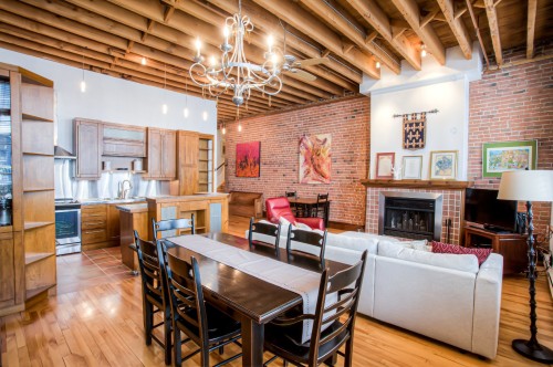 Salle à manger - 33-50 Rue St-Paul O., Montréal (Ville-Marie), QC - Indoor Photo Showing Basement With Fireplace