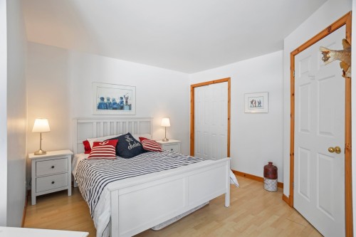 Chambre à coucher - 232 Ch. De Chambord, Saint-Adolphe-D'Howard, QC - Indoor Photo Showing Bedroom