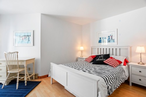 Chambre à coucher - 232 Ch. De Chambord, Saint-Adolphe-D'Howard, QC - Indoor Photo Showing Bedroom