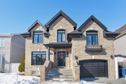 4855 Rue Olivier-Maurault  Laval (Chomedey), QC H7T 2W8