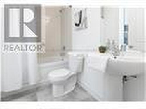 4 - 184 Angus Drive, Ajax, ON -  Photo Showing Bathroom