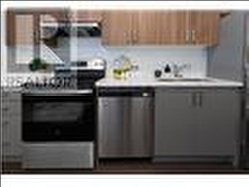 4 - 184 Angus Drive, Ajax, ON - Indoor Photo Showing Kitchen