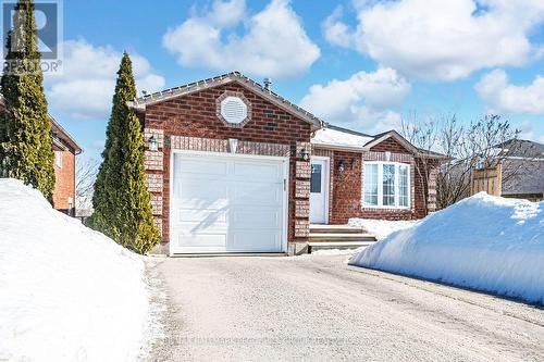 76 STANLEY STREET  Barrie, ON L4M 6V5