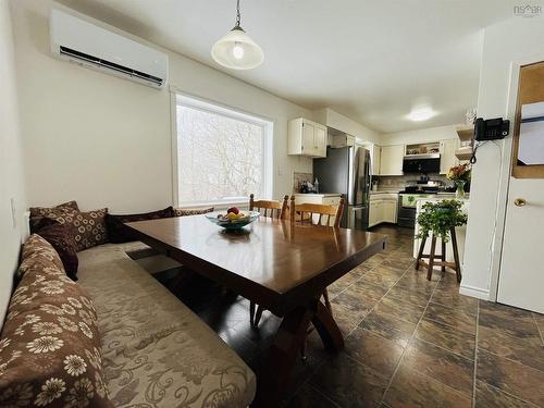 93 Herrett Road, Springhill, NS 