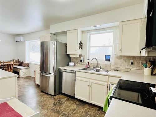 93 Herrett Road, Springhill, NS 