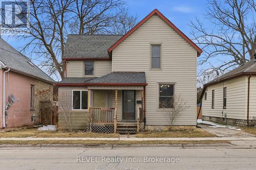 225 ROSS STREET  St. Thomas, ON N5R 3Y5