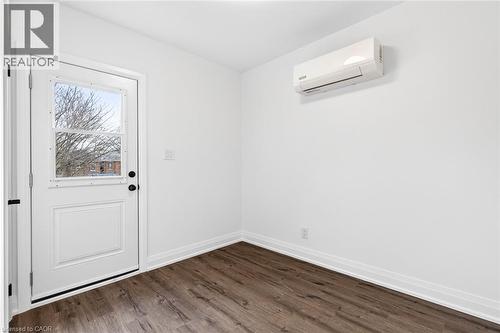 253 St Clair Boulevard Unit# 2, Hamilton, ON - Indoor Photo Showing Other Room