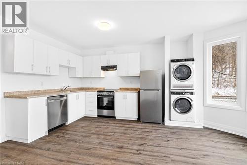 253 St Clair Boulevard Unit# 2, Hamilton, ON - Indoor Photo Showing Kitchen With Stainless Steel Kitchen