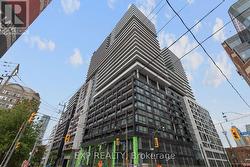 2704A - 70 PRINCESS STREET  Toronto, ON M5A 0X6
