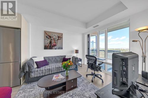 2039 - 20 Inn On The Park Drive, Toronto, ON - Indoor Photo Showing Other Room