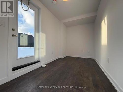 53 Jefferson Side Road, Richmond Hill, ON - Indoor Photo Showing Other Room