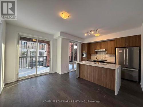 53 Jefferson Side Road, Richmond Hill, ON - Indoor Photo Showing Kitchen