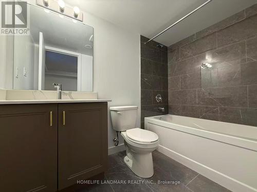 53 Jefferson Side Road, Richmond Hill, ON - Indoor Photo Showing Bathroom