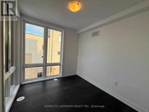 53 Jefferson Side Road, Richmond Hill, ON - Indoor Photo Showing Other Room